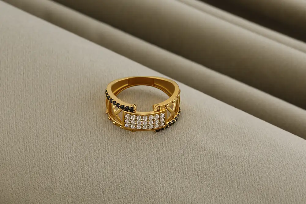 Men’s Gold Plated 925 Silver Ring VJ42